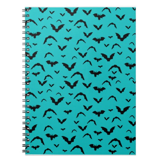 Flying Bats on Teal Notitieboek (Voorkant)