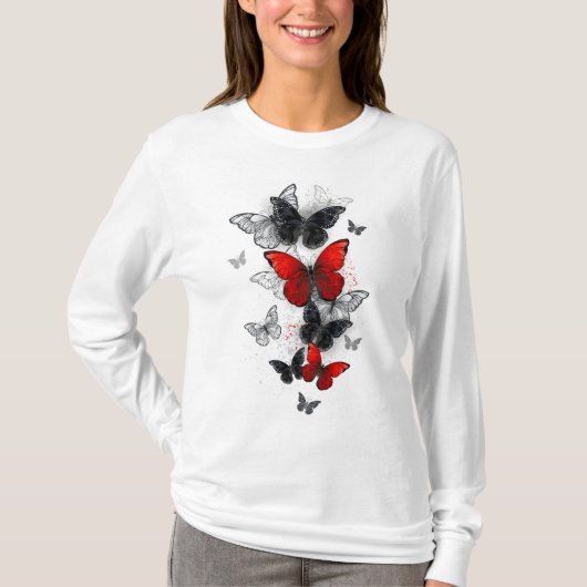 Flying Black en Red Morpho Vlinders T-shirt (Voorkant)