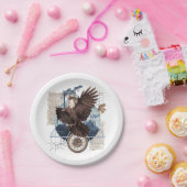 Flying Eagle met verschillende andere elementen co Papieren Bordje (Feest)