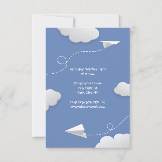 flying folded paper airplanes any childs birthday aankondiging (Achterkant)