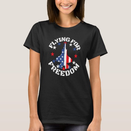 Flying for Freedom American Flag Jet Fighter Pilot T-shirt (Voorkant)