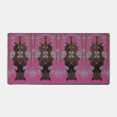 Flying Fox Boysenberry Desk Mat (Voorkant)