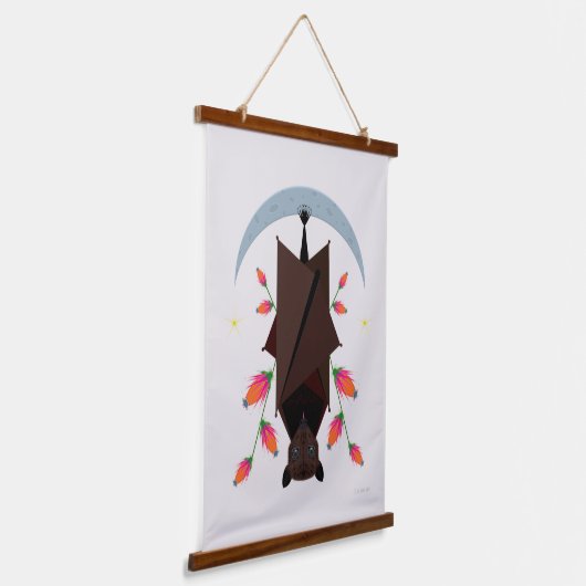 Flying Fox Wood Topped Tapestry Hangend Wandkleed (Gebogen)