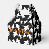 Flying Ghosts Trick or treat Goodie Box Bedankdoosjes (Voorkant Zijde)