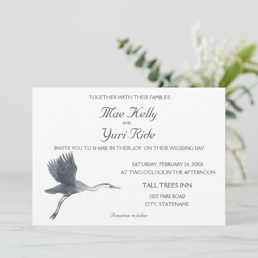 Flying Great Blue Heron huwelijksuitnodiging Kaart (Staand voorkant)