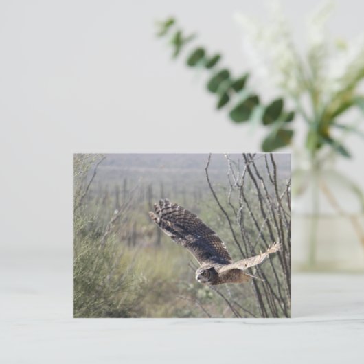 Flying Great Horned Owl Briefkaart (Staand voorkant)