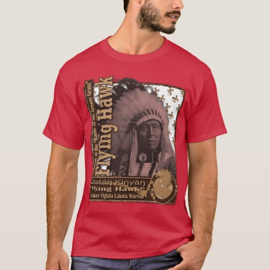 Flying Hawk Oglala Lakota Warrior T-shirt (Voorkant)