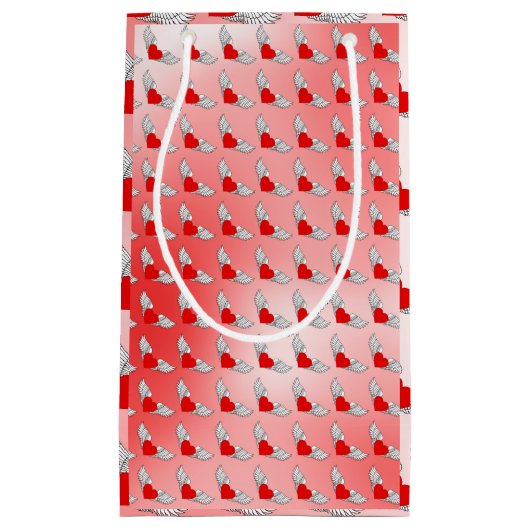 Flying Hearts Tilt Klein Cadeauzakje (Voorkant)