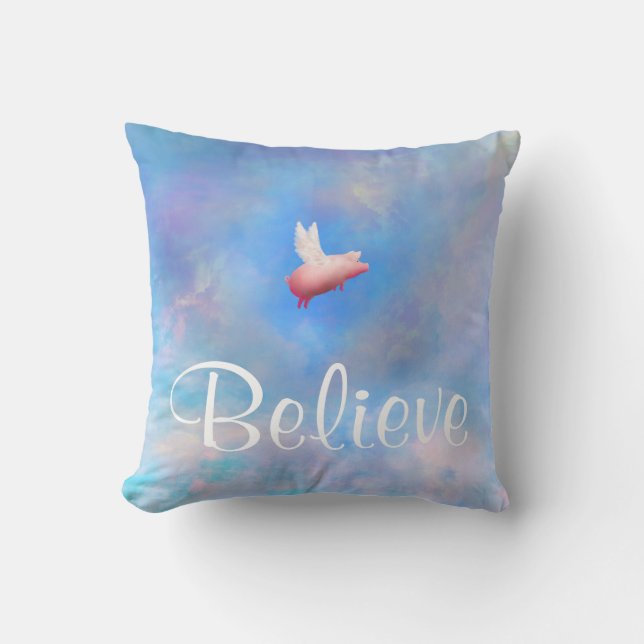 Flying Pig-Believe Kussen (Voorkant)