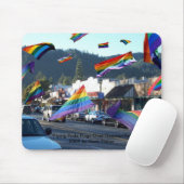 "Flying Pride Flags Over Guerneville" Mousepad Muismat (Met muis)