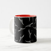 Flying Pterodactyl Dinosaur Print Pattern Black Tweekleurige Koffiemok (Voorkant links)
