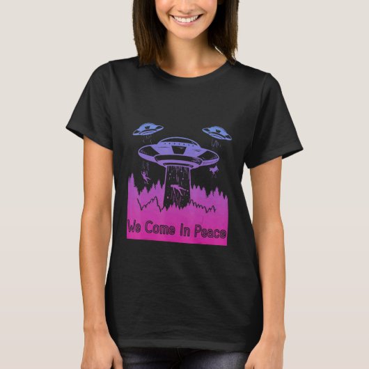 Flying Saucer UFO Astronauts are Aliens 7 T-shirt (Voorkant)