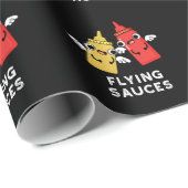 Flying Sauces Funny Food Pun Dark BG Cadeaupapier (Rol Hoek)