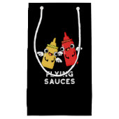 Flying Sauces Funny Food Pun Dark BG Klein Cadeauzakje (Voorkant)