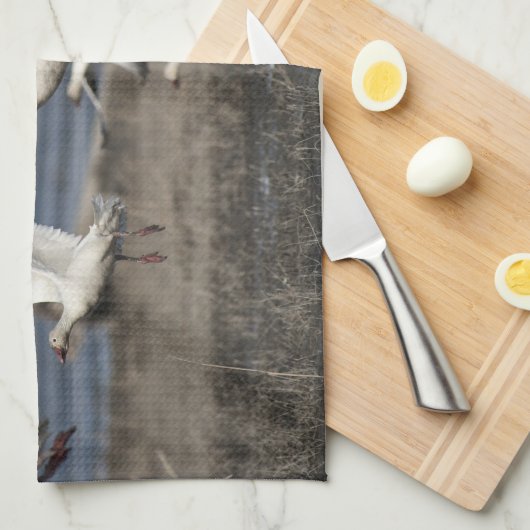 Flying Snow Geese Theedoek (Quarter Fold)