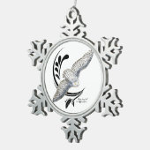 Flying Snowy Owl Tin Sneeuwvlok Ornament (Rechts)