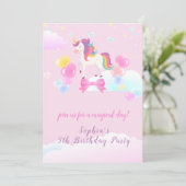 Flying Unicorn Verjaardag Uitnodiging (Staand voorkant)