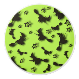 Flying witch among stars at Halloween night 3D Keramische Knop