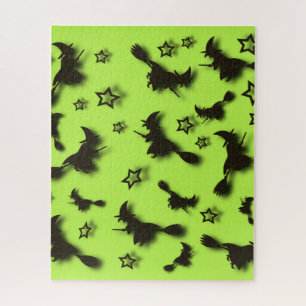 Flying witch among stars at Halloween night 3D Legpuzzel