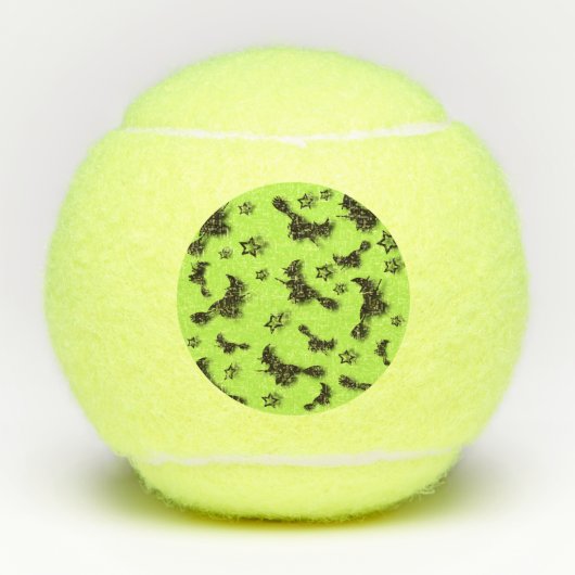 Flying witch among stars at Halloween night 3D Tennisballen (Voorkant)