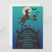 Flying Witch en Cat Halloween-feestuitnodiging Kaart (Voorkant)