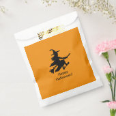 Flying Witch - Orange -Happy Halloween - Favor Bag Bedankzakje (Gezegeld)