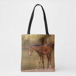 Foal in de rivier tote bag