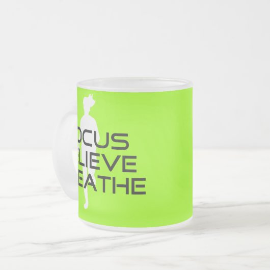 Focus Believe Breathe Matglas Koffiemok (Voorkant links)