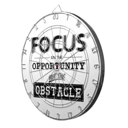 Focus op het obstakel dartbord (Voorkant Rechts)