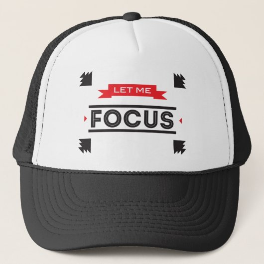 Focus Productivity Black Trucker Hat Pet (Voorkant)