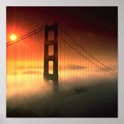 Fog Shrouded Golden Gate Poster (Voorkant)