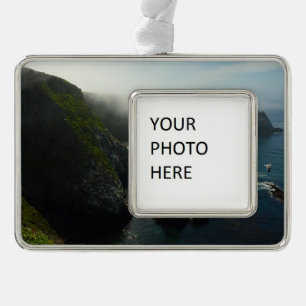 Foggy Anacapa Island op de Kanaaleilanden Verzilverd Omlijst Ornament