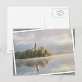 Foggy Bled Lake sunrise in Slovenië Briefkaart (Voorkant / Achterkant)