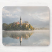 Foggy Bled Lake sunrise mousepad Muismat (Voorkant)