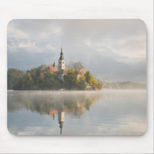 Foggy Bled Lake sunrise mousepad Muismat