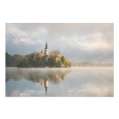 Foggy Bled Lake sunrise print Foto Afdruk (Voorkant)