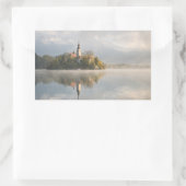 Foggy Bled Lake sunrise rechthoekige sticker (Tas)