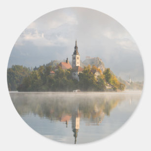 Foggy Bled Lake sunrise ronde sticker