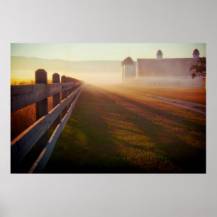 Foggy Morning Boerderij Omheining bij zonsopgang Poster