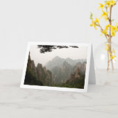Foggy Mountain Scenery Folded Blank Wenskaart Kaart (Gele Bloem)