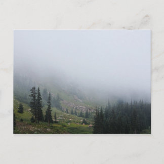 Foggy Mountain Slope-briefkaart Briefkaart
