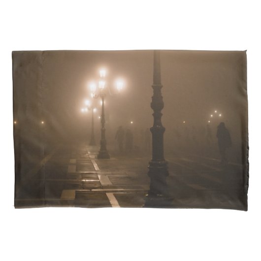 Foggy Piazza San Marco, Venetië Kussensloop (Voorkant)