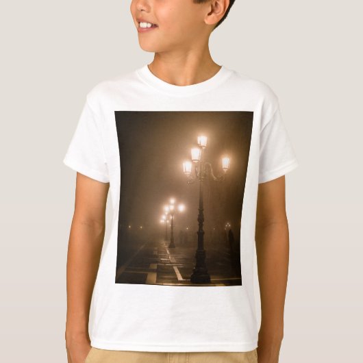 Foggy Piazza San Marco, Venetië T-shirt (Voorkant)