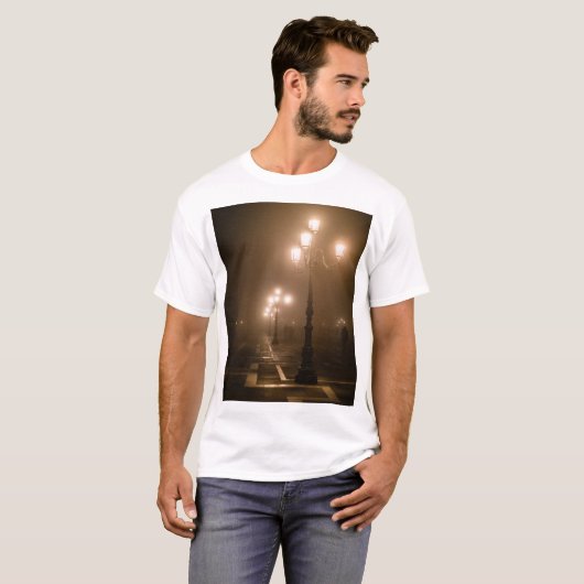 Foggy Piazza San Marco, Venetië T-shirt (Voorkant volledig)