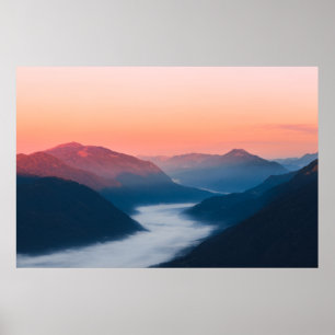 Foggy River Soča in zonsopgang Poster