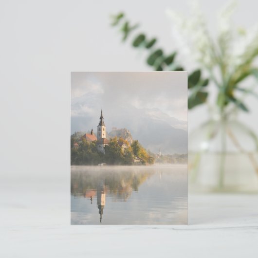 Foggy sunrise Lake Bled vertical briefkaart (Staand voorkant)