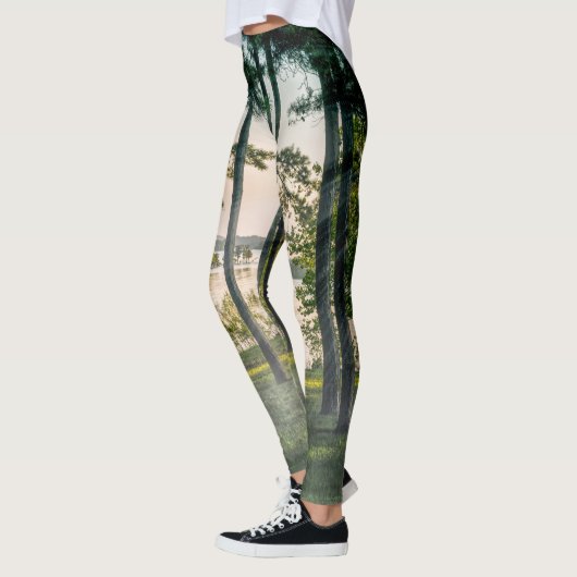 Foggy Trees at Table Rock Leggings (Links)