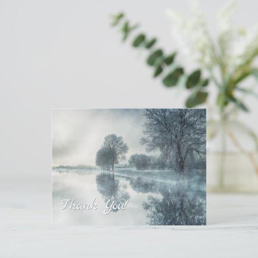 Foggy Winter Scene of a Lake, met bomen en Sky Briefkaart (Staand voorkant)