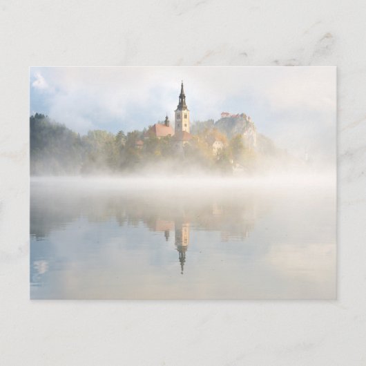 Foggy-zonsopgang bij Lake Bled Briefkaart (Voorkant)