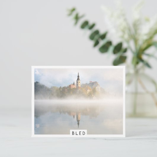 Foggy-zonsopgang bij Lake Bled Briefkaart (Staand voorkant)